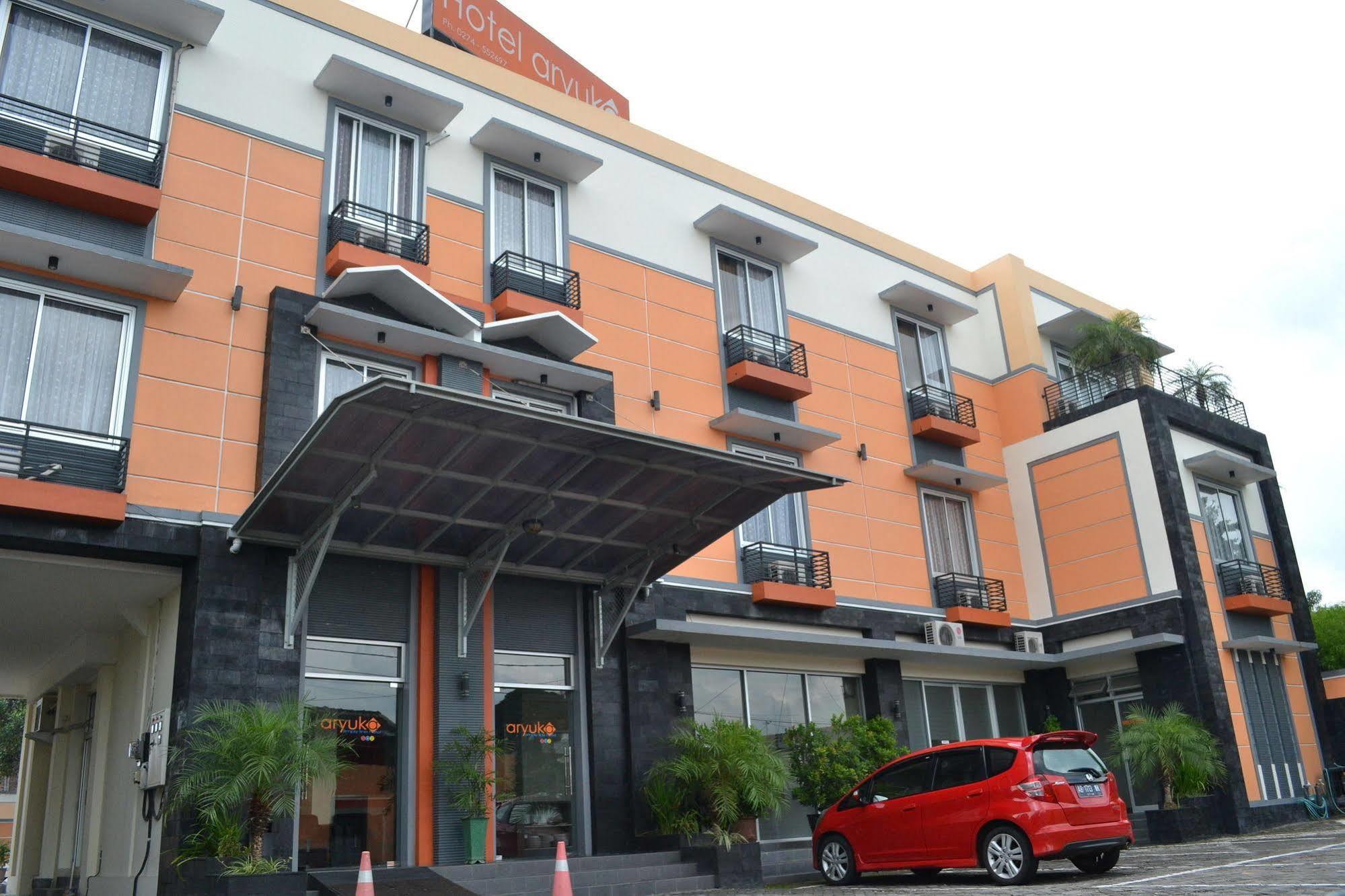 Hotel Aryuka Kejayan Extérieur photo